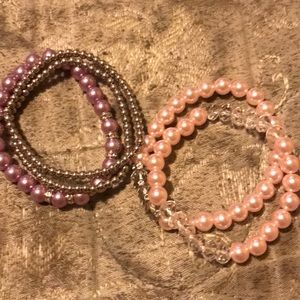 2 sets of stretchy bracelets!(Brand new!!!!)